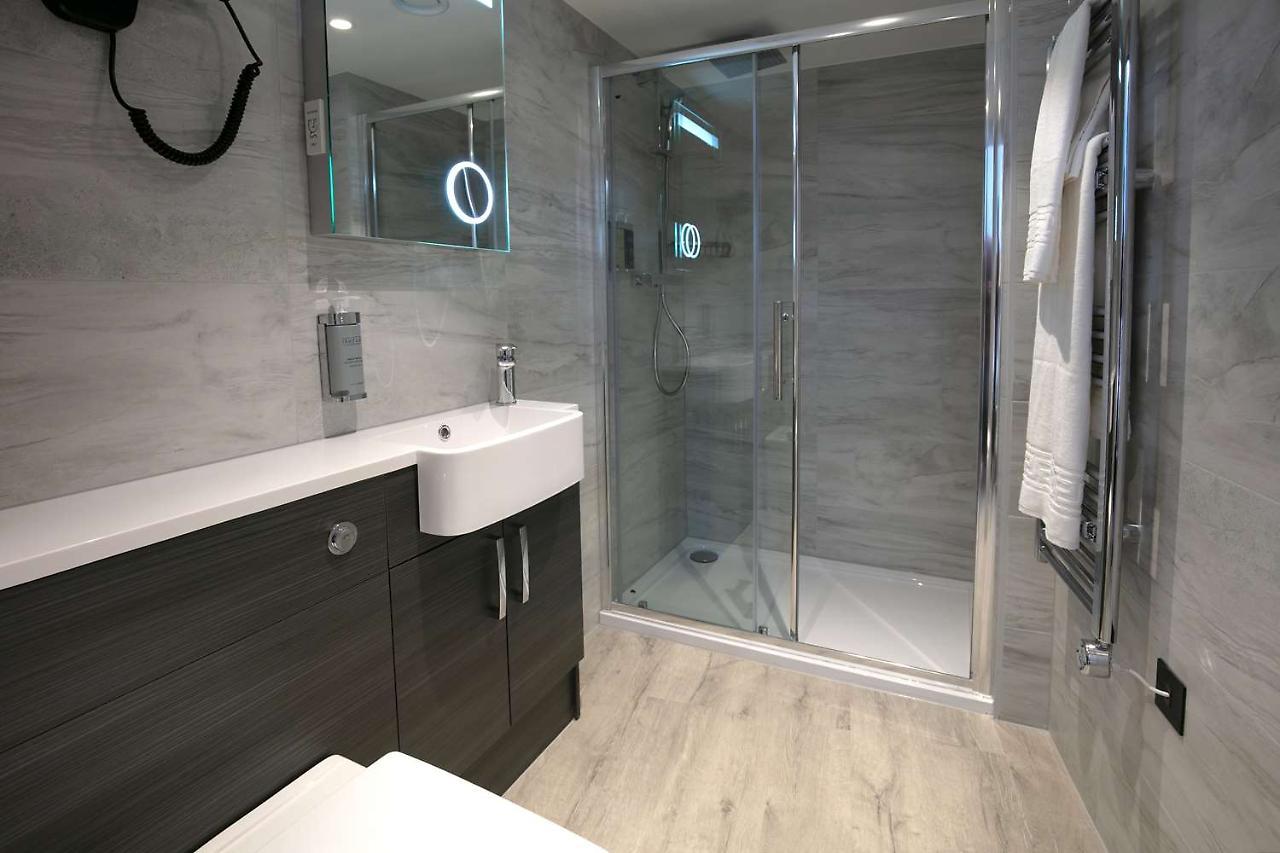 Spark By Hilton Luton ルートン エクステリア 写真