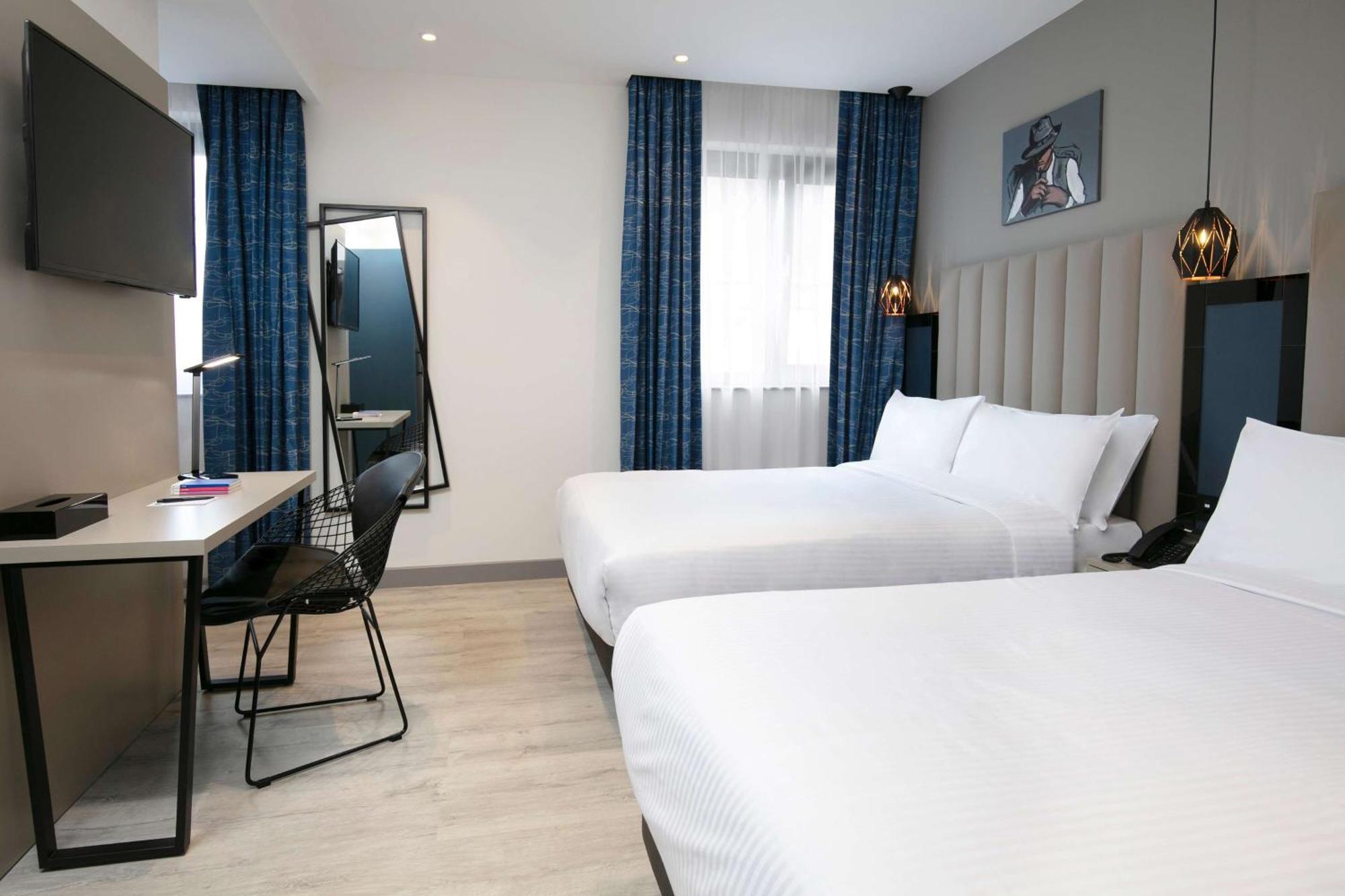 Spark By Hilton Luton ルートン エクステリア 写真